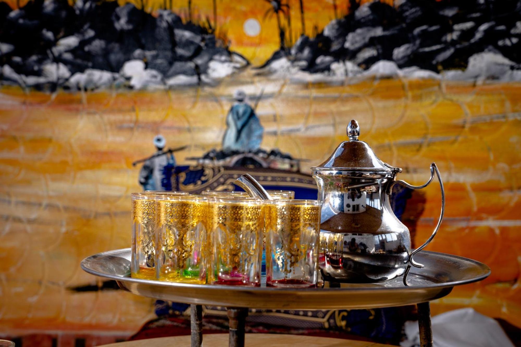 Tigmi Ossmon Hostel Agadir Bagian luar foto
